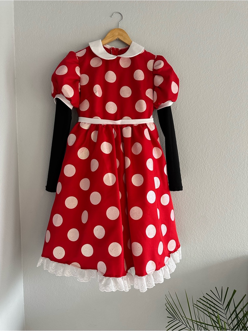 Halloween: Disney Deluxe Minnie Mouse Costume Dress + Ears Women XS